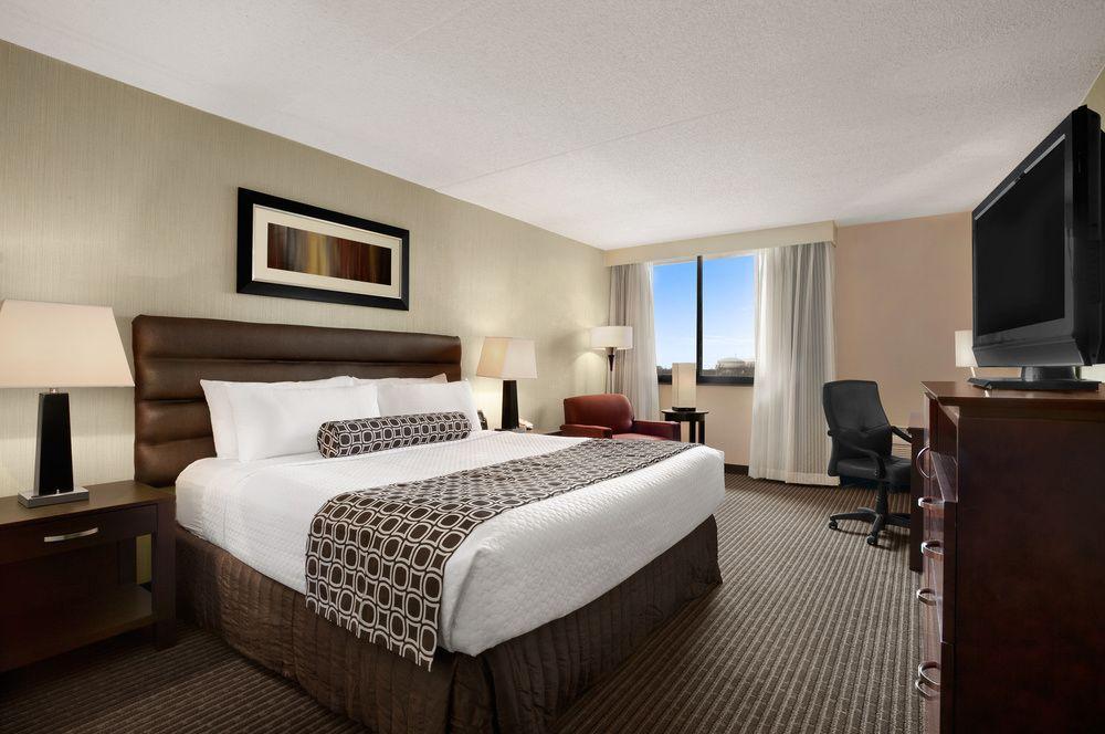 Crowne Plaza Columbus North - Worthington By Ihg Hotel Екстериор снимка