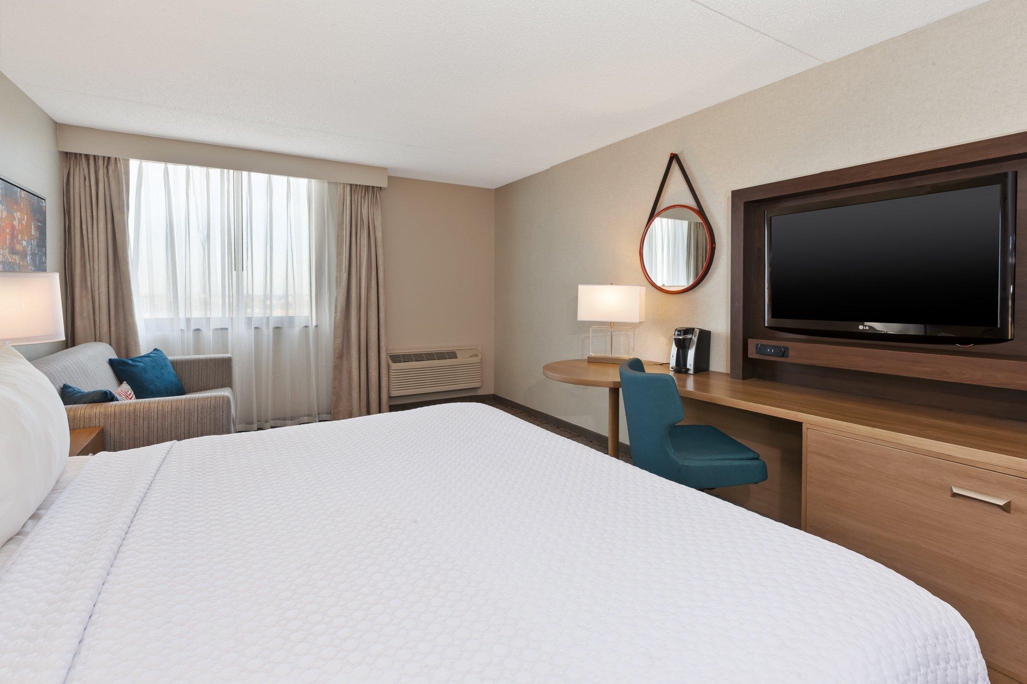Crowne Plaza Columbus North - Worthington By Ihg Hotel Екстериор снимка