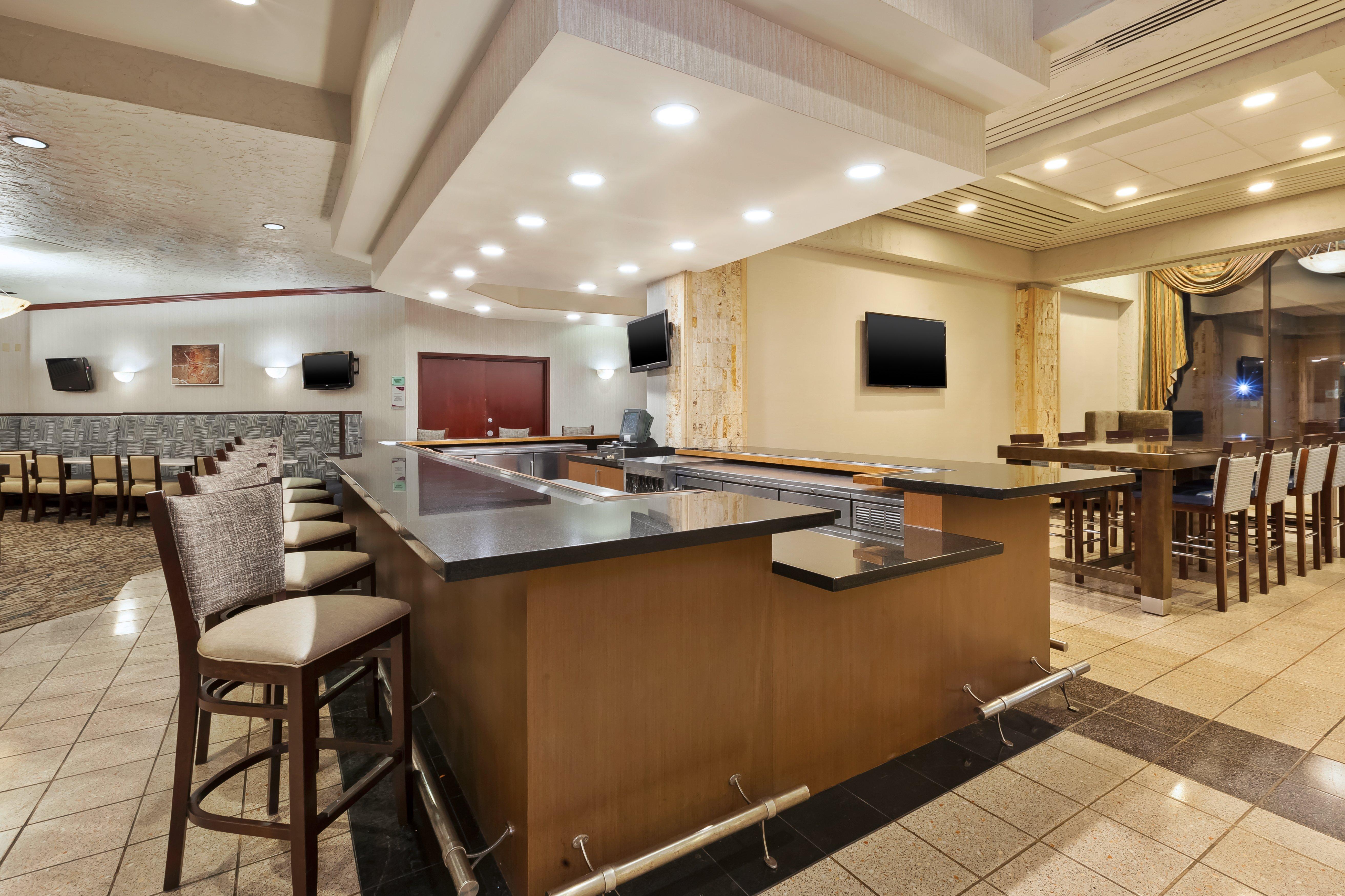 Crowne Plaza Columbus North - Worthington By Ihg Hotel Екстериор снимка