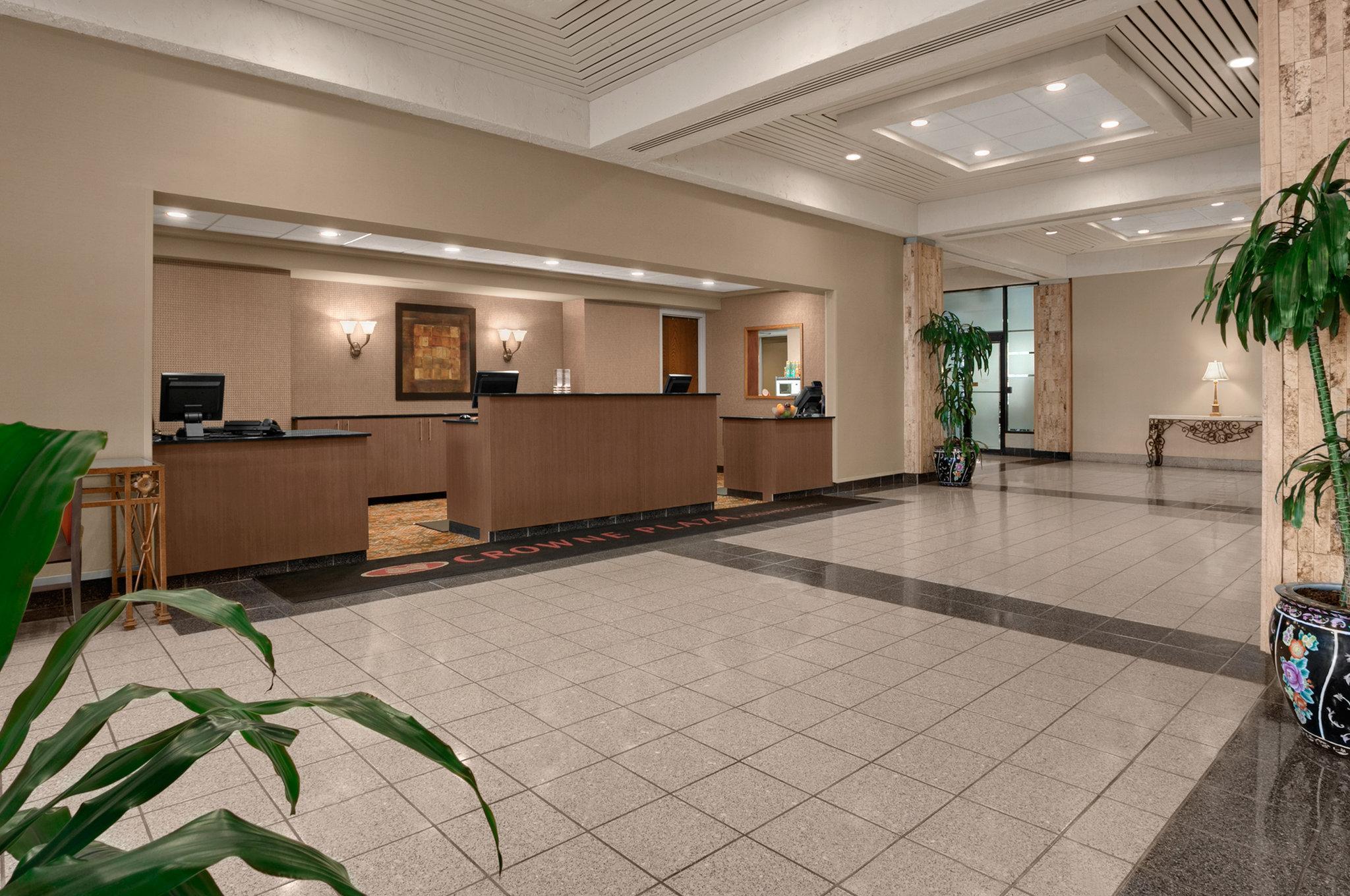 Crowne Plaza Columbus North - Worthington By Ihg Hotel Екстериор снимка