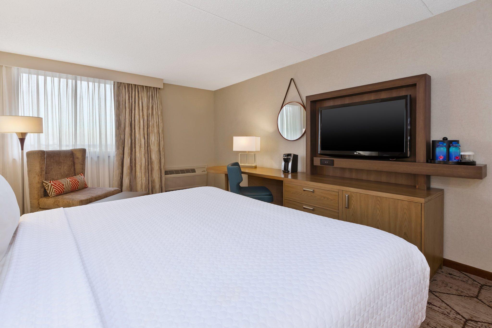 Crowne Plaza Columbus North - Worthington By Ihg Hotel Екстериор снимка
