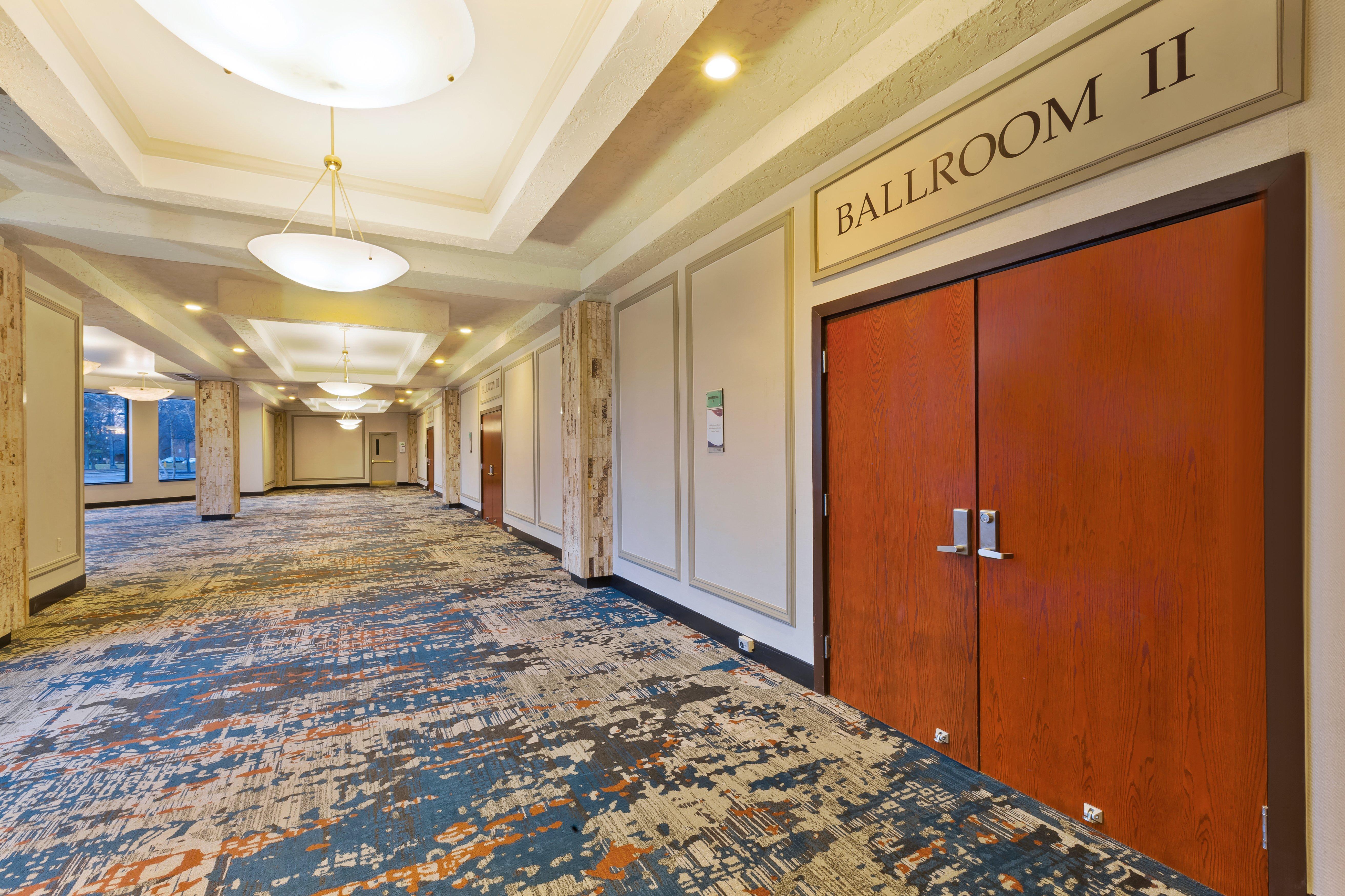 Crowne Plaza Columbus North - Worthington By Ihg Hotel Екстериор снимка