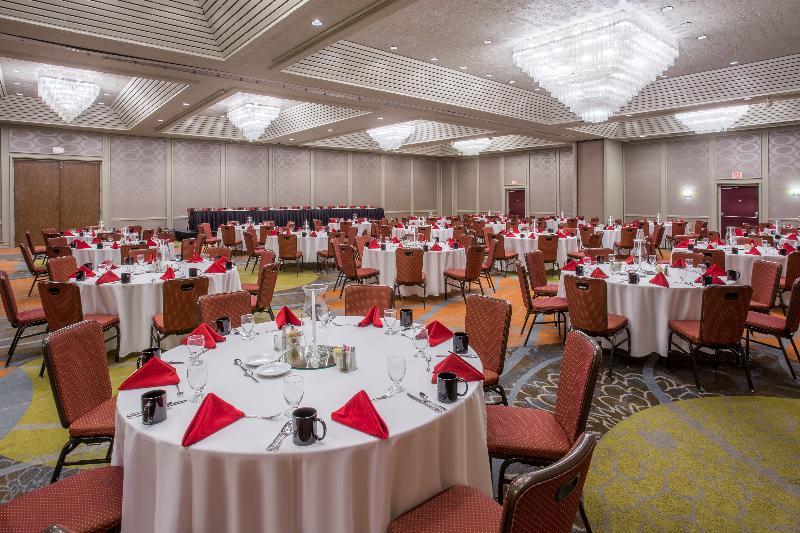 Crowne Plaza Columbus North - Worthington By Ihg Hotel Екстериор снимка