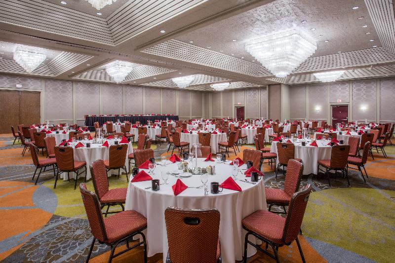 Crowne Plaza Columbus North - Worthington By Ihg Hotel Екстериор снимка
